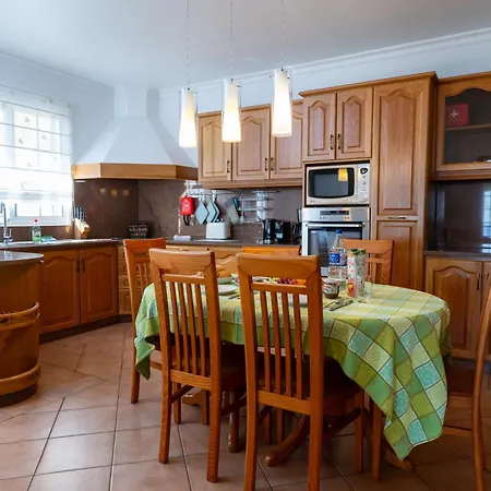 Casa Do Dino Дом отдыха Рибейра-Брава